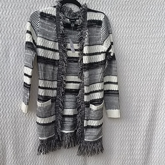Rue21 sweater xs, nwt women's - Picture 1 of 7